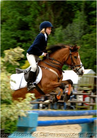 jumping-2007_0733-c1.jpg